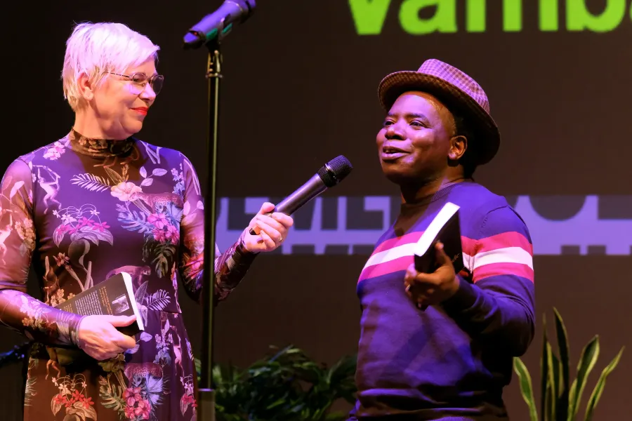 06-bijlmer-boekt-mrt-2022-foto-jean-van-lingen