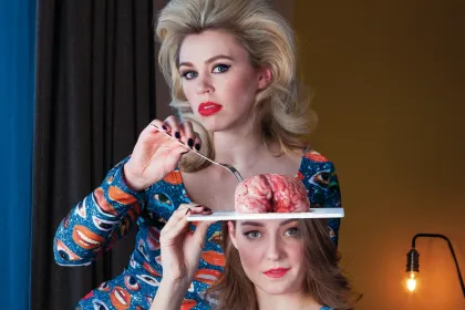 brainwash-campagnebeeld-copyright-curly-and-straight