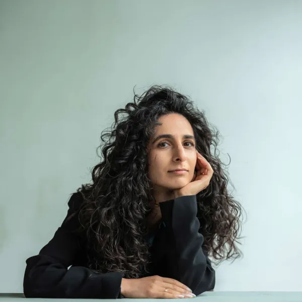 Mina Etemad